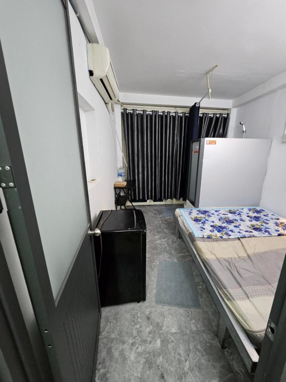 Homestay 26 Nguyen Van Lac Ho Či Minovo Město Exteriér fotografie