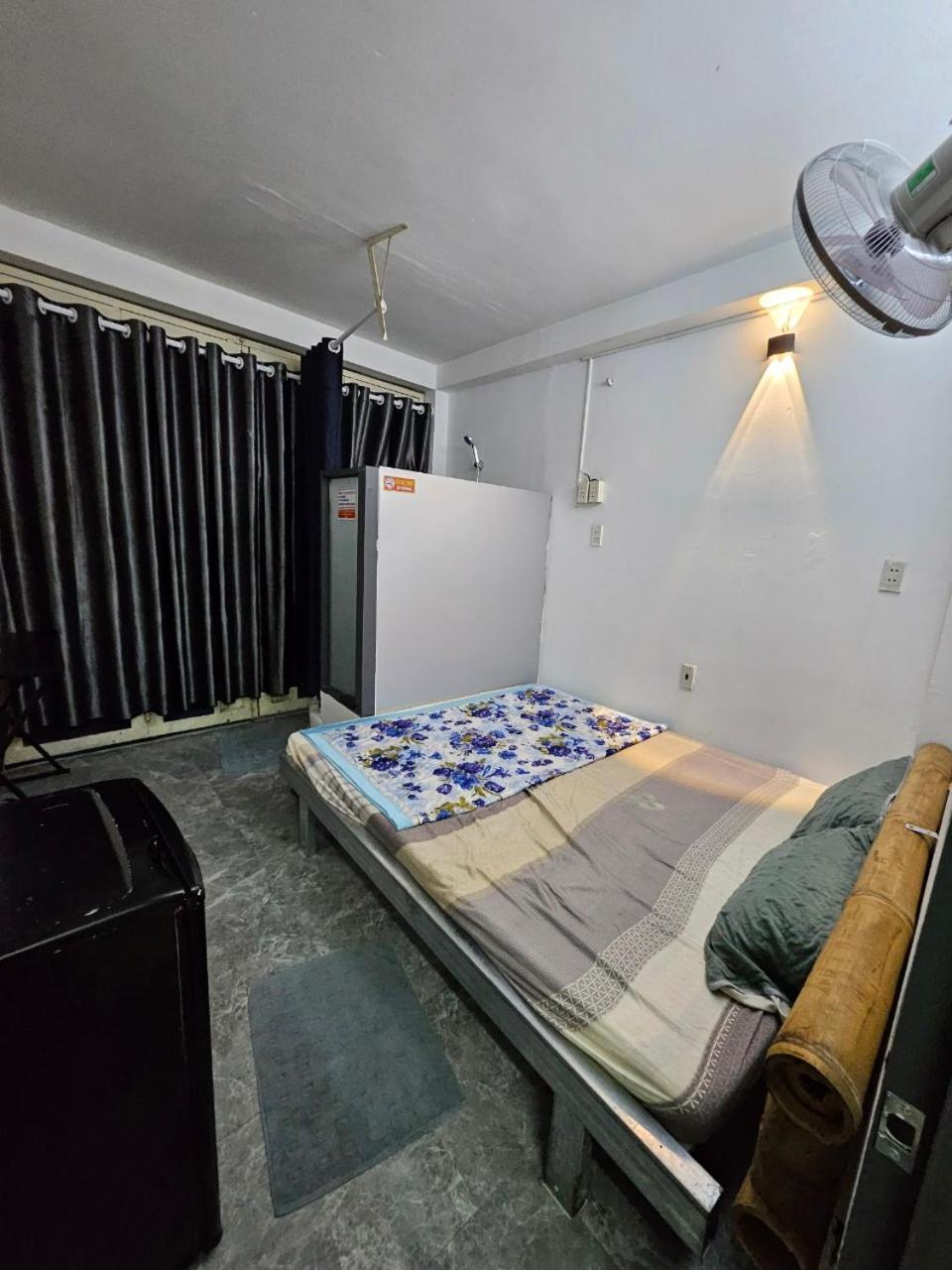 Homestay 26 Nguyen Van Lac Ho Či Minovo Město Exteriér fotografie